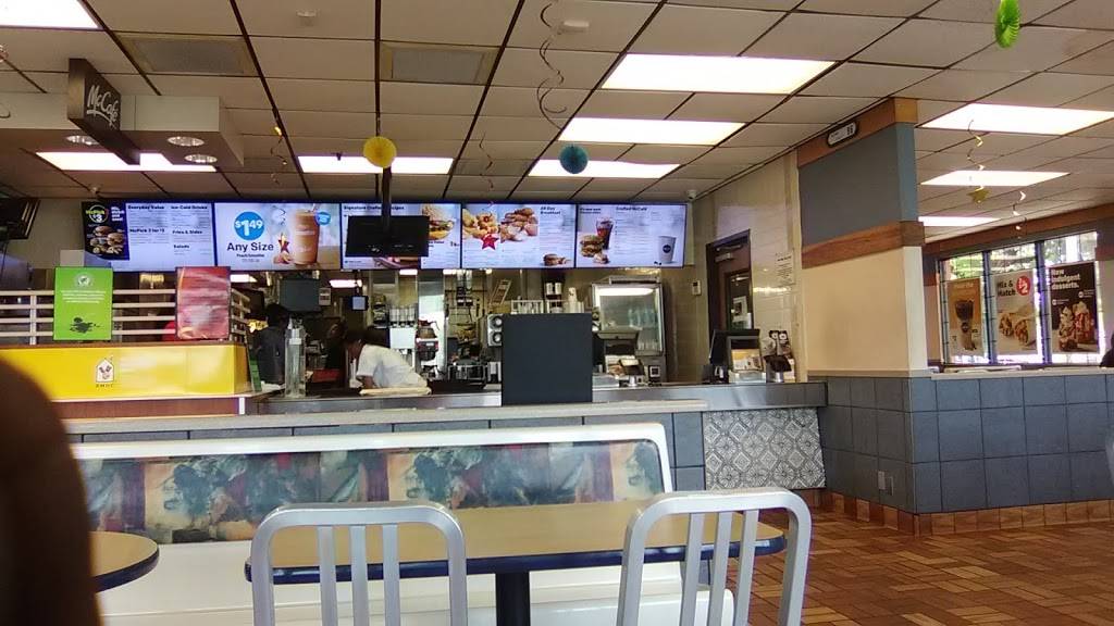 McDonalds | cafe | 950 W Commercial Blvd, Fort Lauderdale, FL 33309, USA | 9549280910 OR +1 954-928-0910