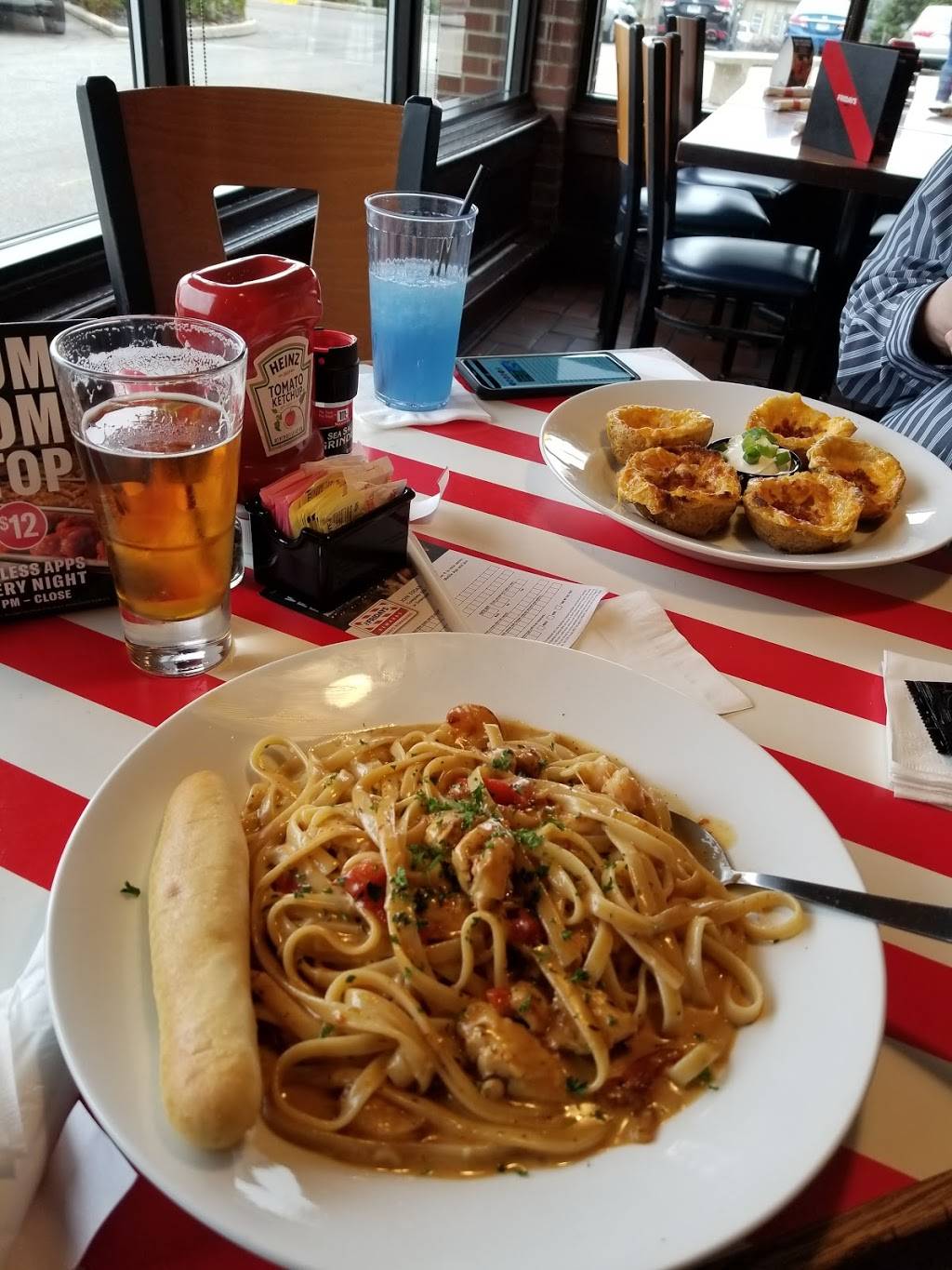 TGI Fridays | restaurant | 30115 Detroit Rd, Westlake, OH 44145, USA | 4408998443 OR +1 440-899-8443