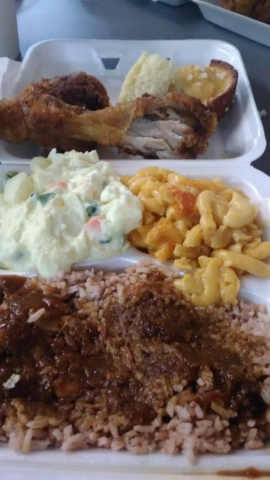 Best Taste Jamaican and American Restaurant | restaurant | 5045 Soutel Dr, Jacksonville, FL 32208, USA | 9047665890 OR +1 904-766-5890
