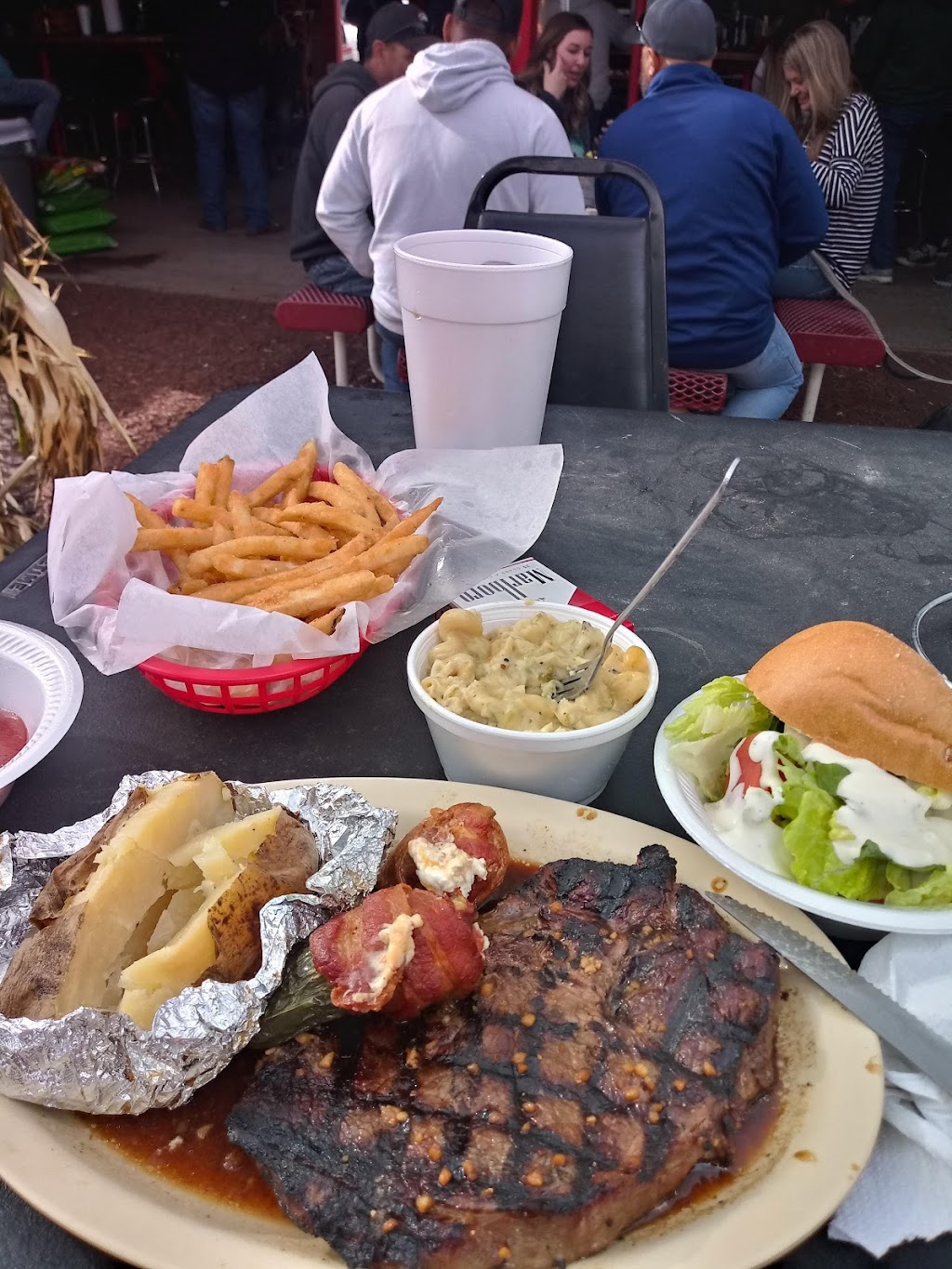 Rileys Bar & Grill | restaurant | 3421 W Wall St, Midland, TX 79701, USA | 4325200006 OR +1 432-520-0006