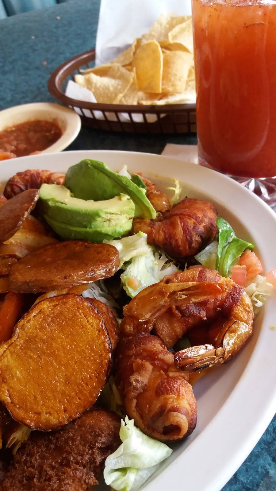 Casa Adelita | restaurant | 11976 E Carson St, Hawaiian Gardens, CA 90716, USA | 5624202620 OR +1 562-420-2620