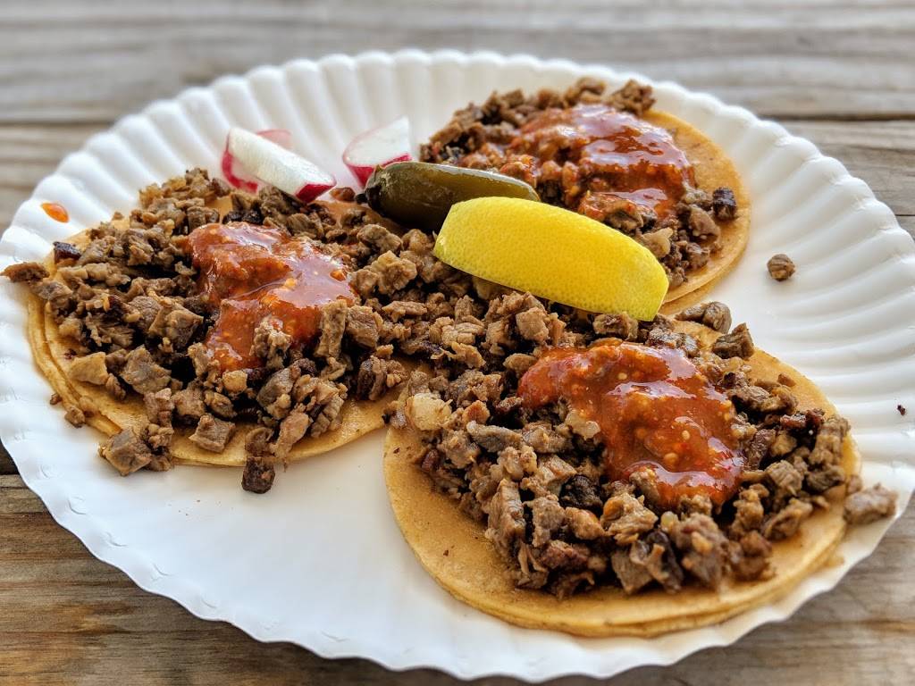 Tacos Aviña | restaurant | corner of, S Center St & Mill St, Turlock, CA 95380, USA | 2096342000 OR +1 209-634-2000