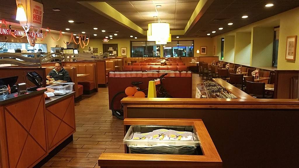 Dennys | restaurant | 110 Bonita Rd, Chula Vista, CA 91910, USA | 6194257211 OR +1 619-425-7211
