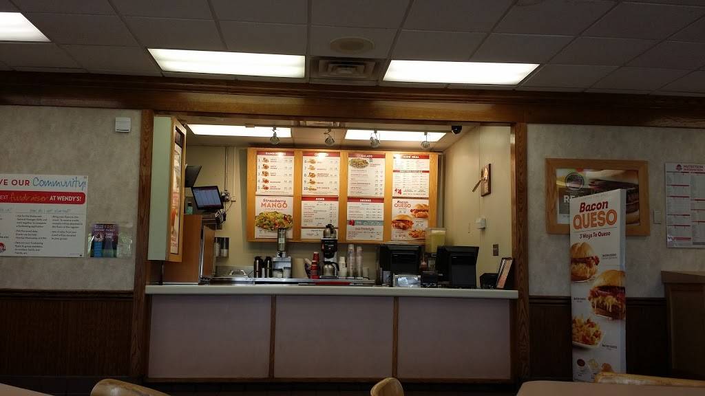 Wendys | restaurant | 811 Young St, Tonawanda, NY 14150, USA | 7166932578 OR +1 716-693-2578