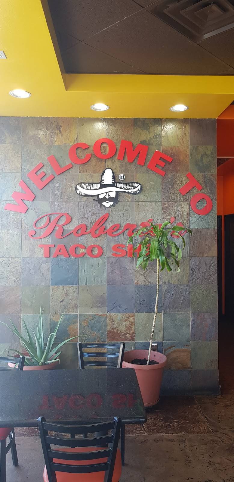 Robertos Taco Shop | restaurant | 4845 S Fort Apache Rd, Las Vegas, NV 89147, USA | 7022214233 OR +1 702-221-4233
