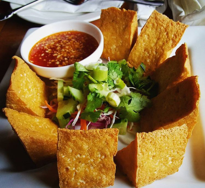 Pad Thai | restaurant | 4858, 119 W Boyd St, Norman, OK 73069, USA | 4053605551 OR +1 405-360-5551