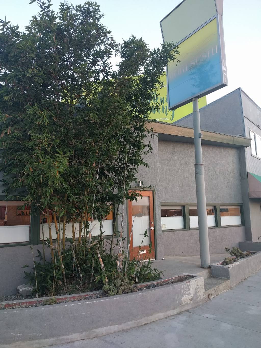 Mori Sushi | restaurant | 11500 Pico Blvd, Los Angeles, CA 90064, USA | 3104793939 OR +1 310-479-3939