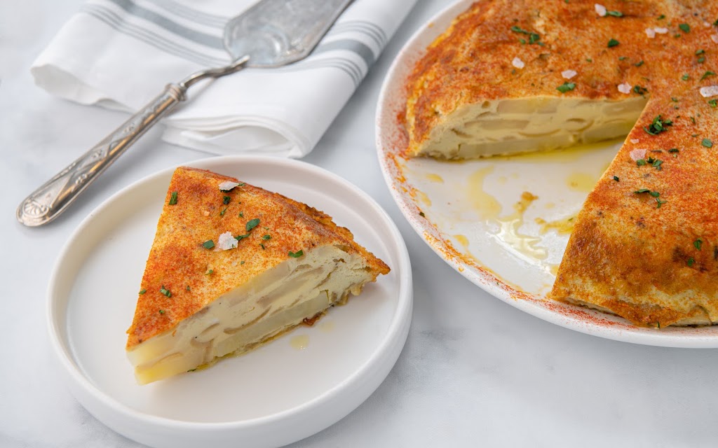 Oliva Tapas Españolas | restaurant | 3229 Broadway, New York, NY 10027, USA | 9175229830 OR +1 917-522-9830