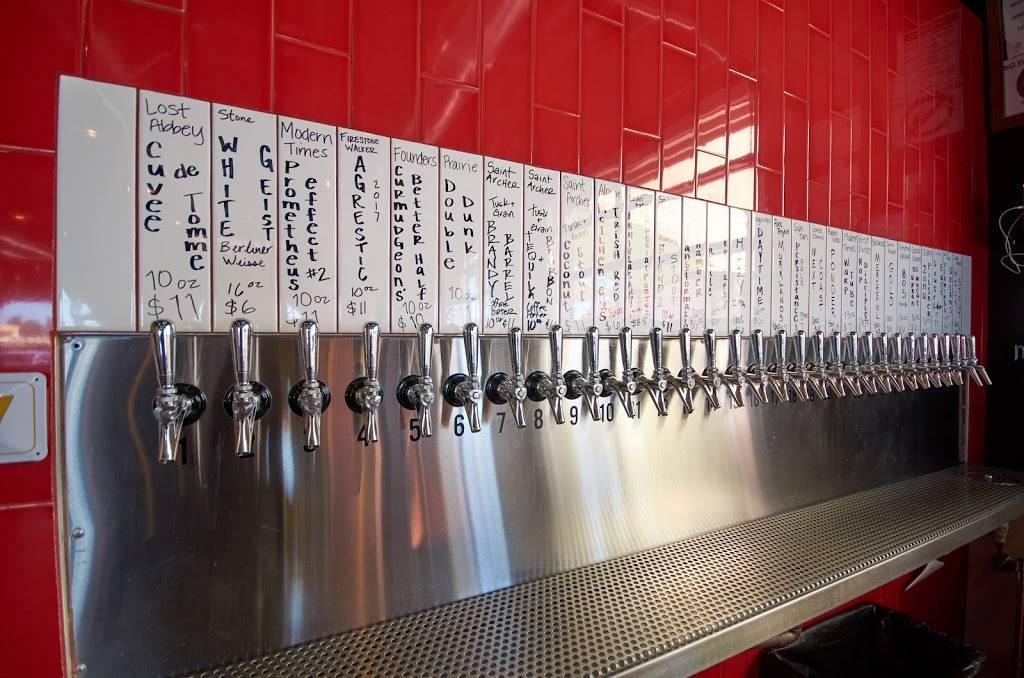 Tap & Bottle - North | restaurant | 7254 N Oracle Rd, Tucson, AZ 85704, USA | 5202688725 OR +1 520-268-8725