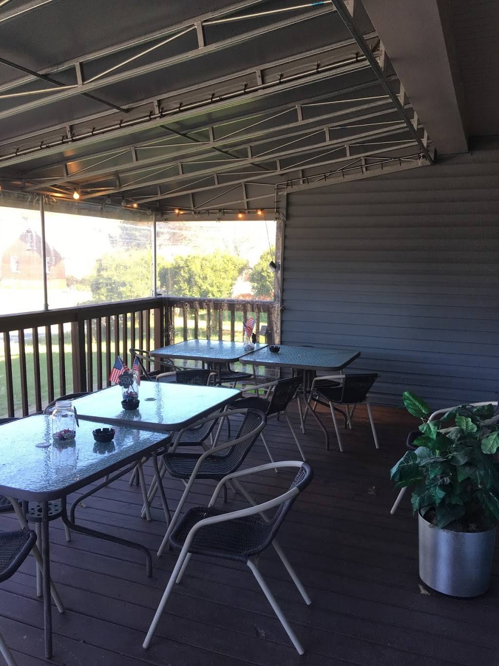 Hunters Roadhouse Bar and Grill | restaurant | 3708 Milligantown Rd, New Kensington, PA 15068, USA | 7243399915 OR +1 724-339-9915