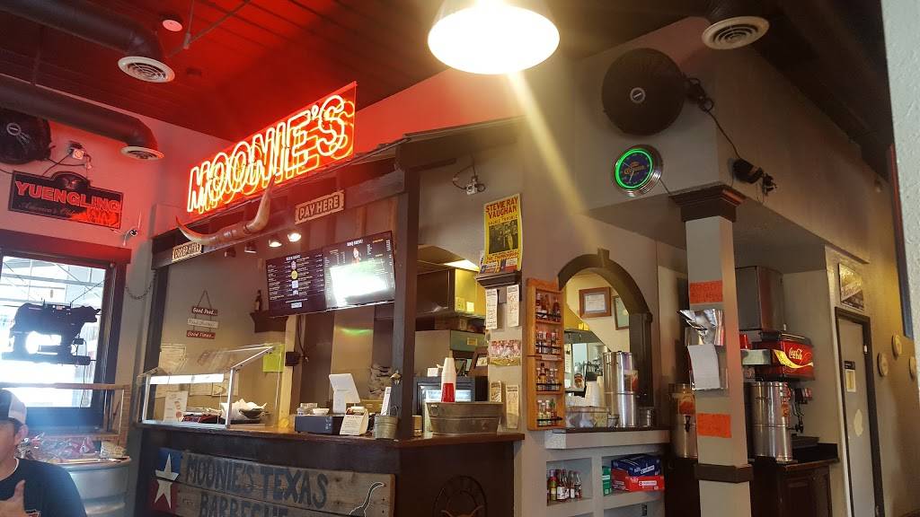 Moonies Texas BBQ | restaurant | 5545 Atlanta Hwy, Flowery Branch, GA 30542, USA | 6788288366 OR +1 678-828-8366