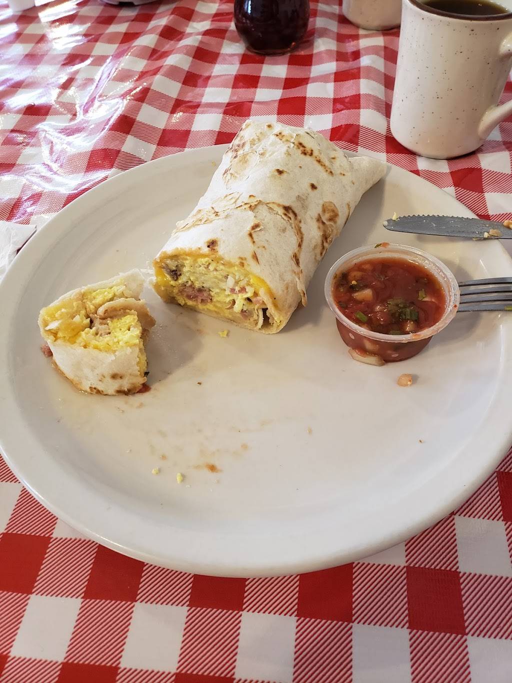 Galloping Hen | restaurant | 305 S Borchard Dr, Ventura, CA 93003, USA | 8056530410 OR +1 805-653-0410