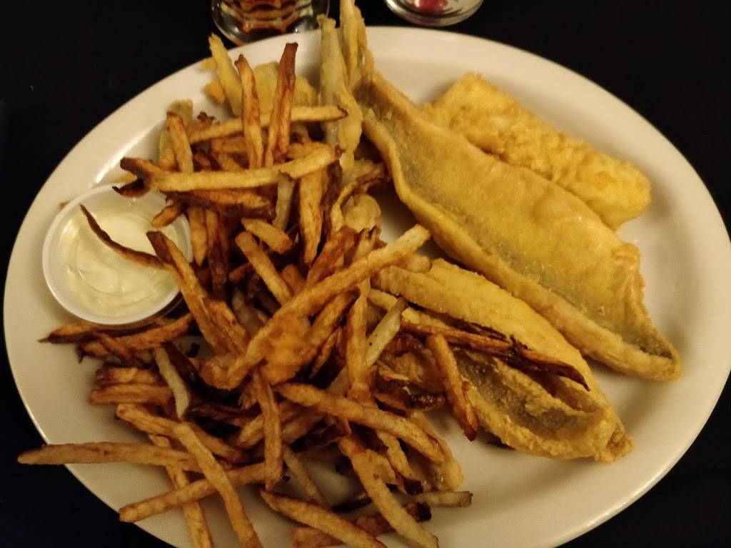 The Rivers Bar & Supper Club | restaurant | 141 County Rd KK, Amherst, WI 54406, USA | 7158243113 OR +1 715-824-3113