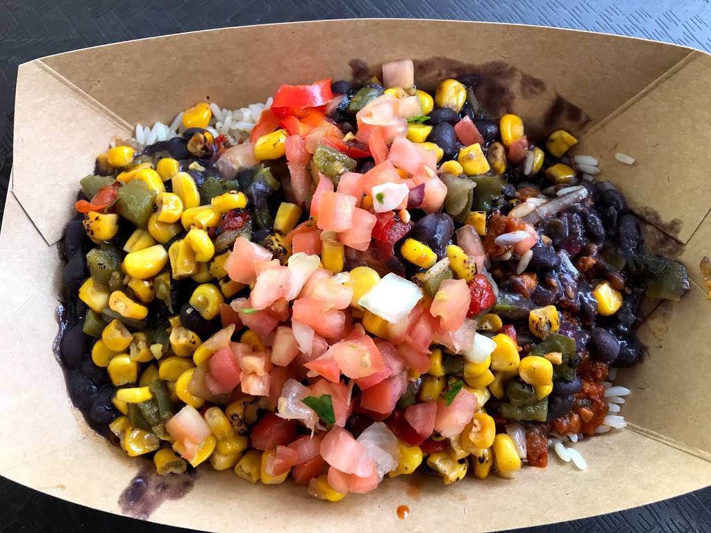 Fairfax Fare | restaurant | 351 S Studio Dr, Orlando, FL 32836, USA | 4079393463 OR +1 407-939-3463