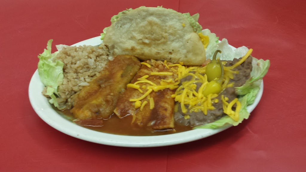 Valenzuelas Cafe | restaurant | 224 Chestnut St, Needles, CA 92363, USA | 7603262345 OR +1 760-326-2345