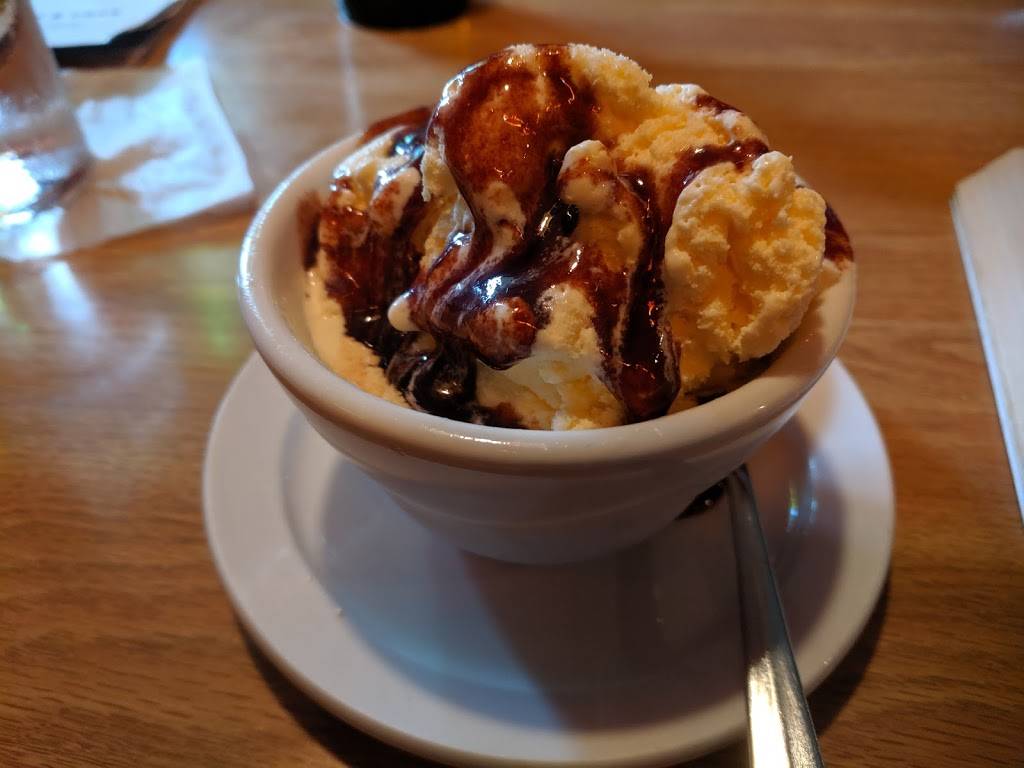 Beedles Bar & Restaurant | restaurant | W24966 WI-54, Galesville, WI 54630, USA | 6085392251 OR +1 608-539-2251