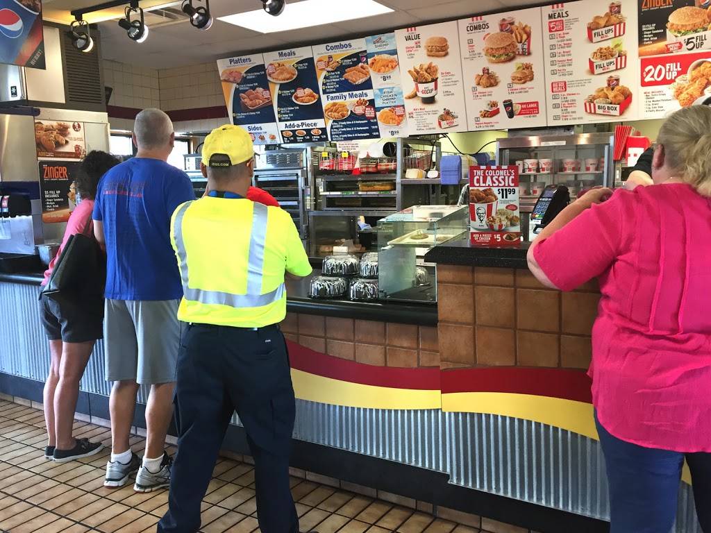 Long John Silvers | restaurant | 420 E National Rd, Vandalia, OH 45377, USA | 9378985504 OR +1 937-898-5504