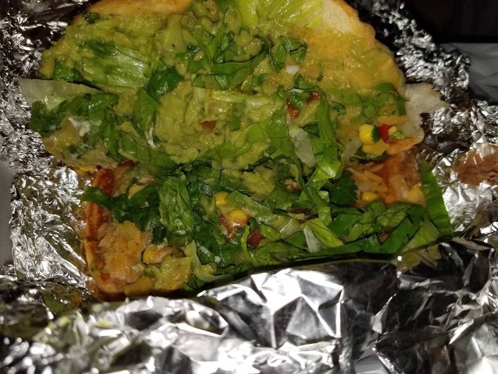 Chavas Mexican Grill | restaurant | 1902 Hart St, Vincennes, IN 47591, USA | 8128869930 OR +1 812-886-9930