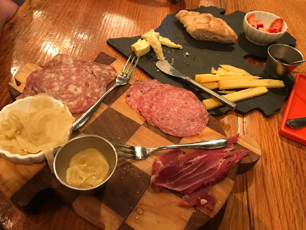 Jane Barleycorns Bar | restaurant | 128 S 4th St, Danville, KY 40422, USA | 8593245036 OR +1 859-324-5036