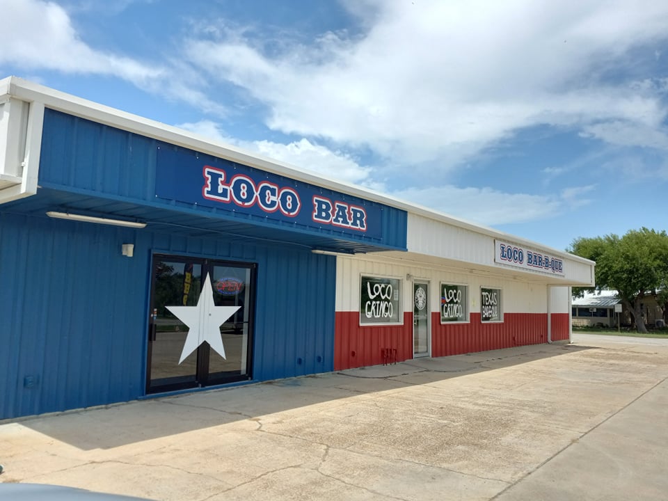 Loco Gringo BBQ & Bar | restaurant | 1304 Adams Ave, Port OConnor, TX 77982, USA | 3613338739 OR +1 361-333-8739