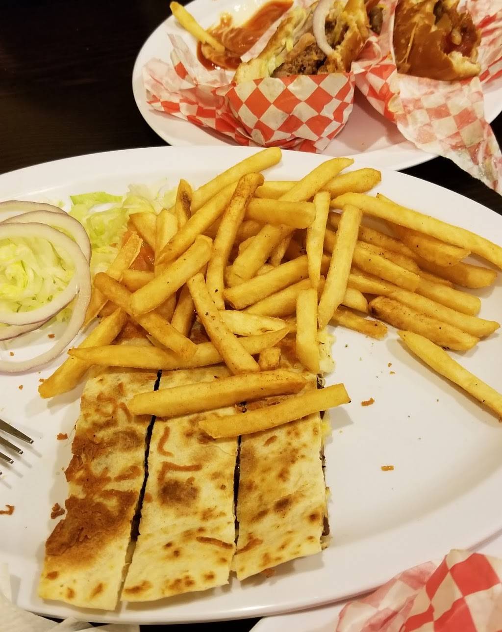 World Famous Grill | restaurant | 217 S Anaheim Blvd, Anaheim, CA 92805, USA | 7142840420 OR +1 714-284-0420