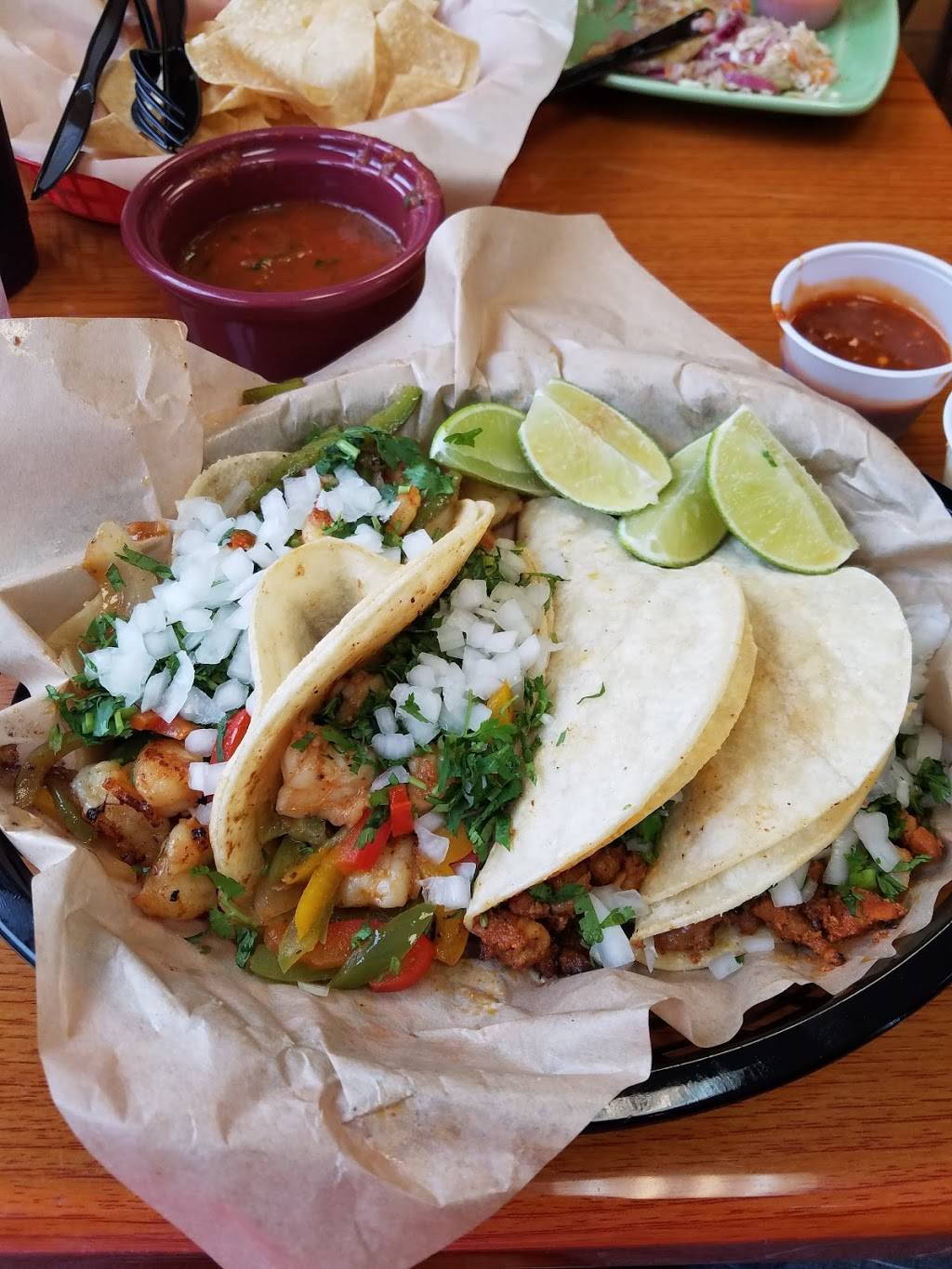 Del Huerto Mexican Grill | restaurant | 79 John St, Westminster, MD 21157, USA | 4432898244 OR +1 443-289-8244