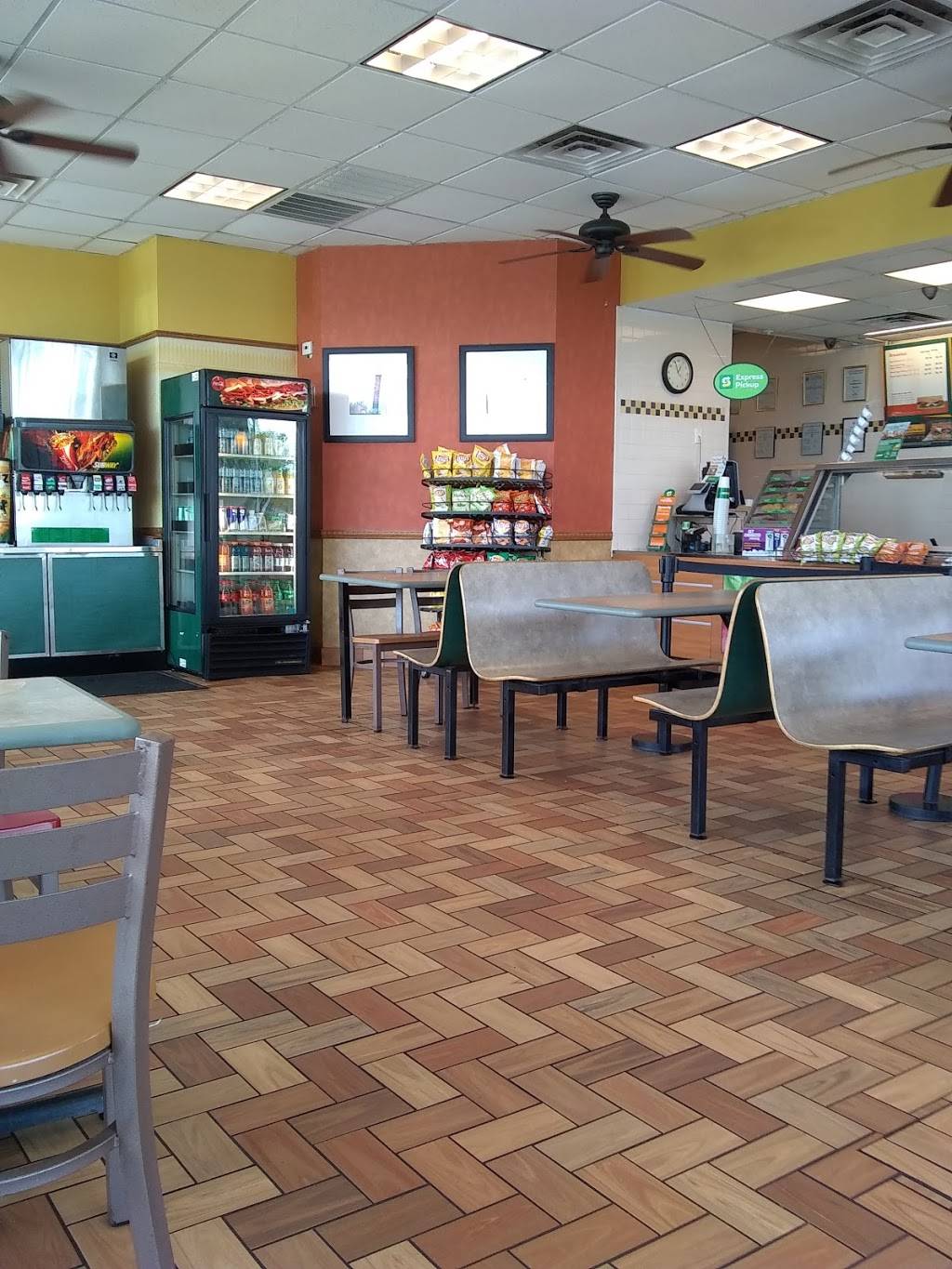 Subway Restaurants | restaurant | 11221 Fuqua St, Houston, TX 77089, USA | 7139448446 OR +1 713-944-8446