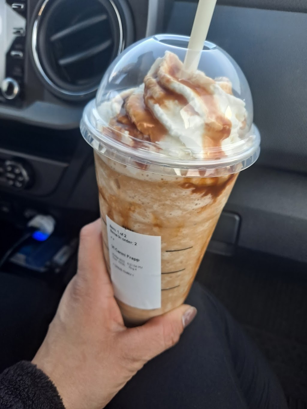 Starbucks | cafe | 216 W Manson Hwy, Chelan, WA 98816, USA | 5096820715 OR +1 509-682-0715