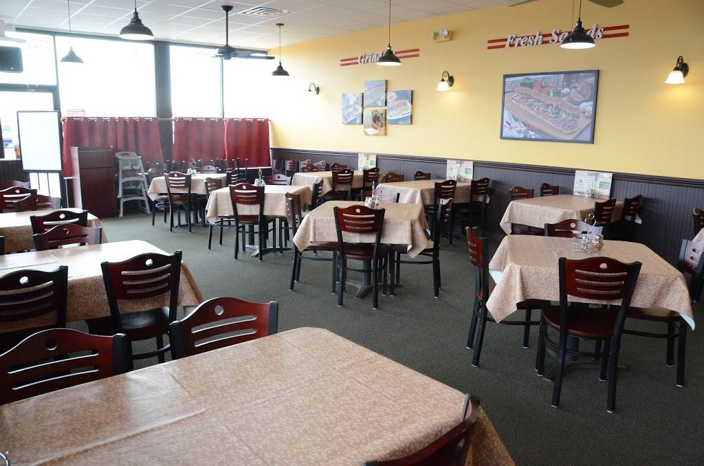 Mancinos Pizza & Grinders | restaurant | 1240 N Kinzie Ave, Bradley, IL 60915, USA | 8159369393 OR +1 815-936-9393