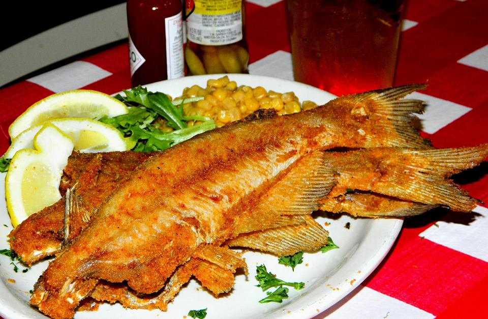 Catfish Deweys | restaurant | 4003 N Andrews Ave, Fort Lauderdale, FL 33309, USA | 9545665333 OR +1 954-566-5333