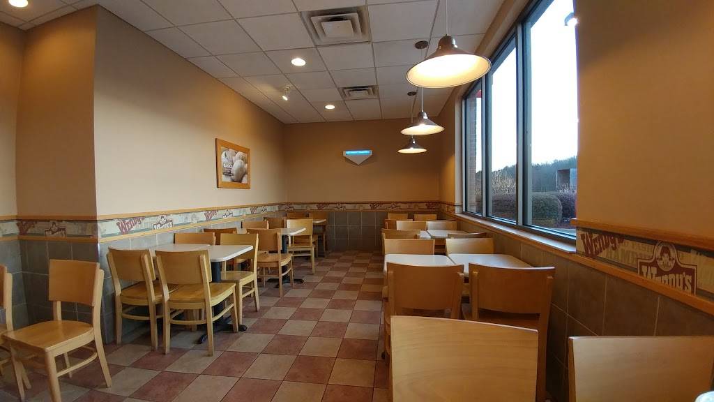Wendys | restaurant | 3700 Cummings Hwy, Chattanooga, TN 37419, USA | 4238256188 OR +1 423-825-6188