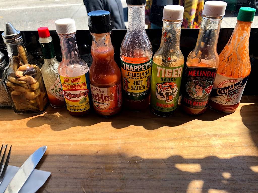 Fats Chicken and Waffles | restaurant | 2726 E Cherry St, Seattle, WA 98122, USA | 2066026863 OR +1 206-602-6863