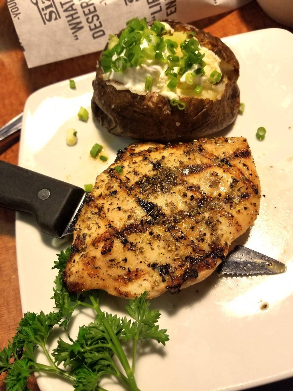 Sizzler | restaurant | 400 S Vermont Ave, Los Angeles, CA 90005, USA | 2133871647 OR +1 213-387-1647