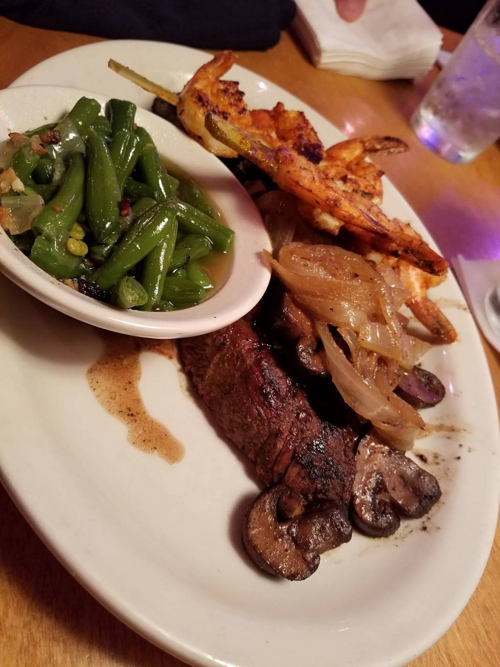 Texas Roadhouse | restaurant | 280 E Edgewood Blvd, Lansing, MI 48911, USA | 5178878181 OR +1 517-887-8181