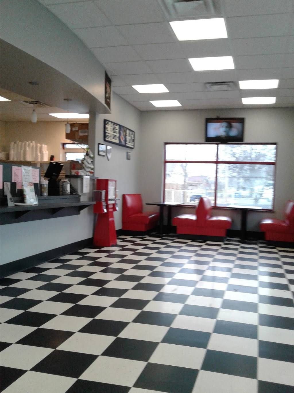 Bacnis Pizza House | restaurant | 3719 Columbus Ave, Sandusky, OH 44870, USA | 4196266608 OR +1 419-626-6608