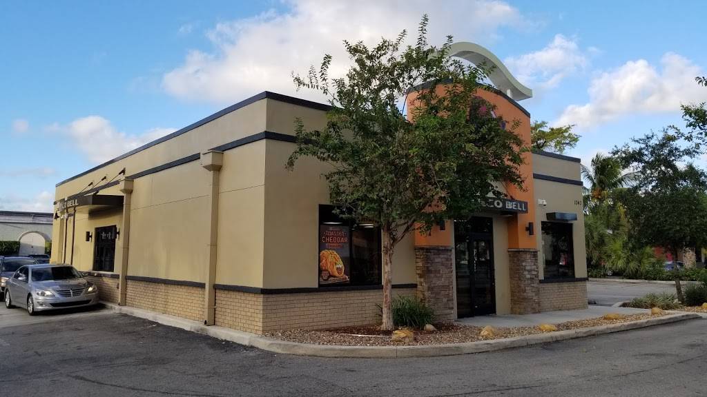 Taco Bell | meal takeaway | 1040 W Hallandale Beach Blvd, Hallandale Beach, FL 33009, USA | 9544567748 OR +1 954-456-7748