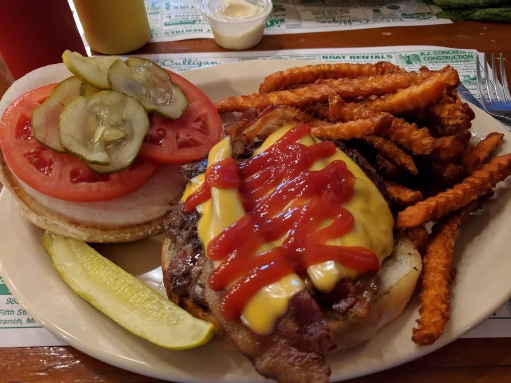 Faull Inn | restaurant | 206 N Williams St, Rose City, MI 48654, USA | 9896852406 OR +1 989-685-2406