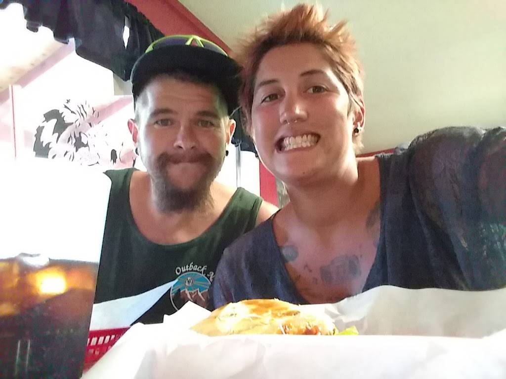 Red Lion Pizza | restaurant | 14439 Skyway Rd, Magalia, CA 95954, USA | 5308731153 OR +1 530-873-1153