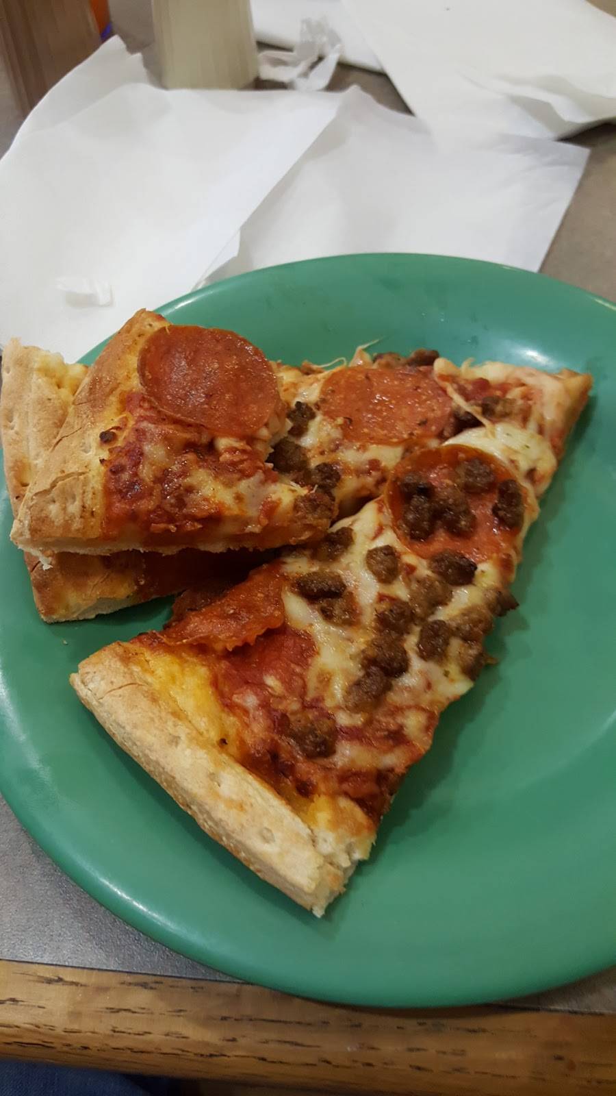 Gattiland | restaurant | 711 12th St, Ashland, KY 41101, USA | 6063298381 OR +1 606-329-8381