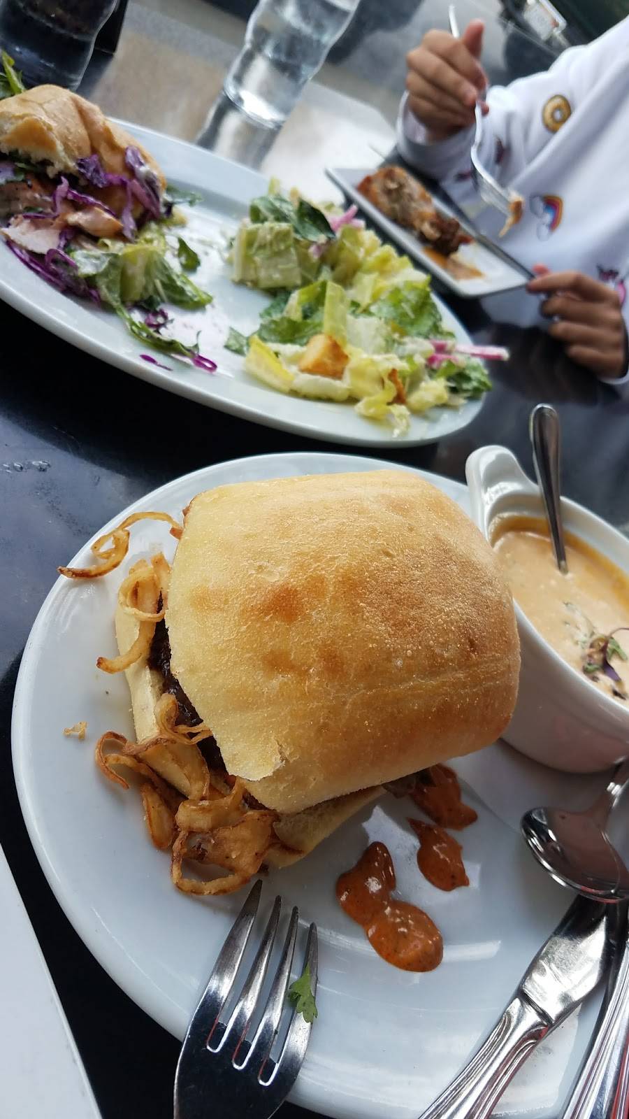 Zuzu | restaurant | 829 Main St, Napa, CA 94559, USA | 7072248555 OR +1 707-224-8555