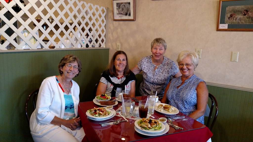 Corbins | cafe | 115 Nanticoke Ave, Endicott, NY 13760, USA | 6077572678 OR +1 607-757-2678