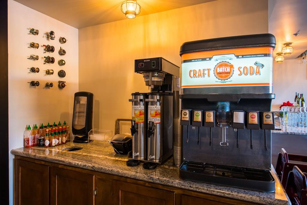 Pier 76 Fish Grill | restaurant | 11265 183rd St, Cerritos, CA 90703, USA | 5624021776 OR +1 562-402-1776