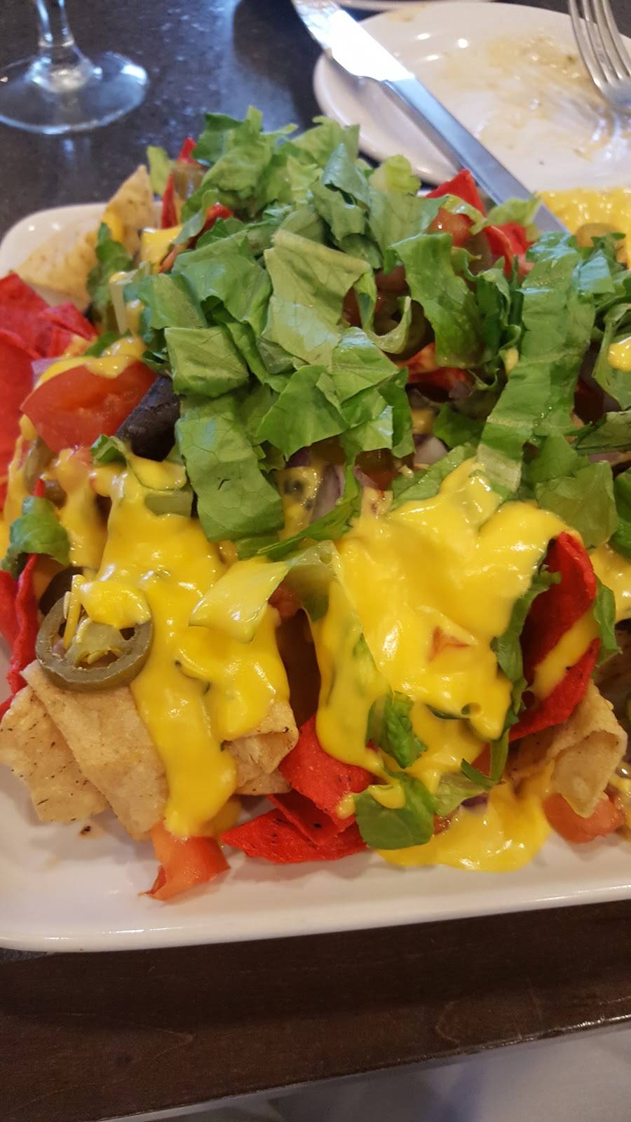 The Grove Restaurant | restaurant | 600 Bowieville Manor Ln, Upper Marlboro, MD 20774, USA | 3012492701 OR +1 301-249-2701