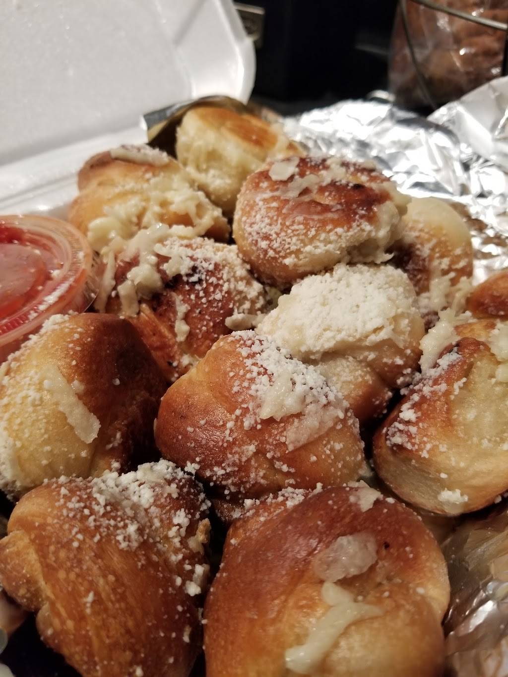 Goodfellas Pizzeria | restaurant | 11873 E Colonial Dr, Orlando, FL 32826, USA | 4076586615 OR +1 407-658-6615