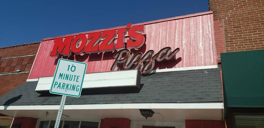 Mozzis Pizza | restaurant | 23 S Main St, Fortville, IN 46040, USA | 3174856428 OR +1 317-485-6428