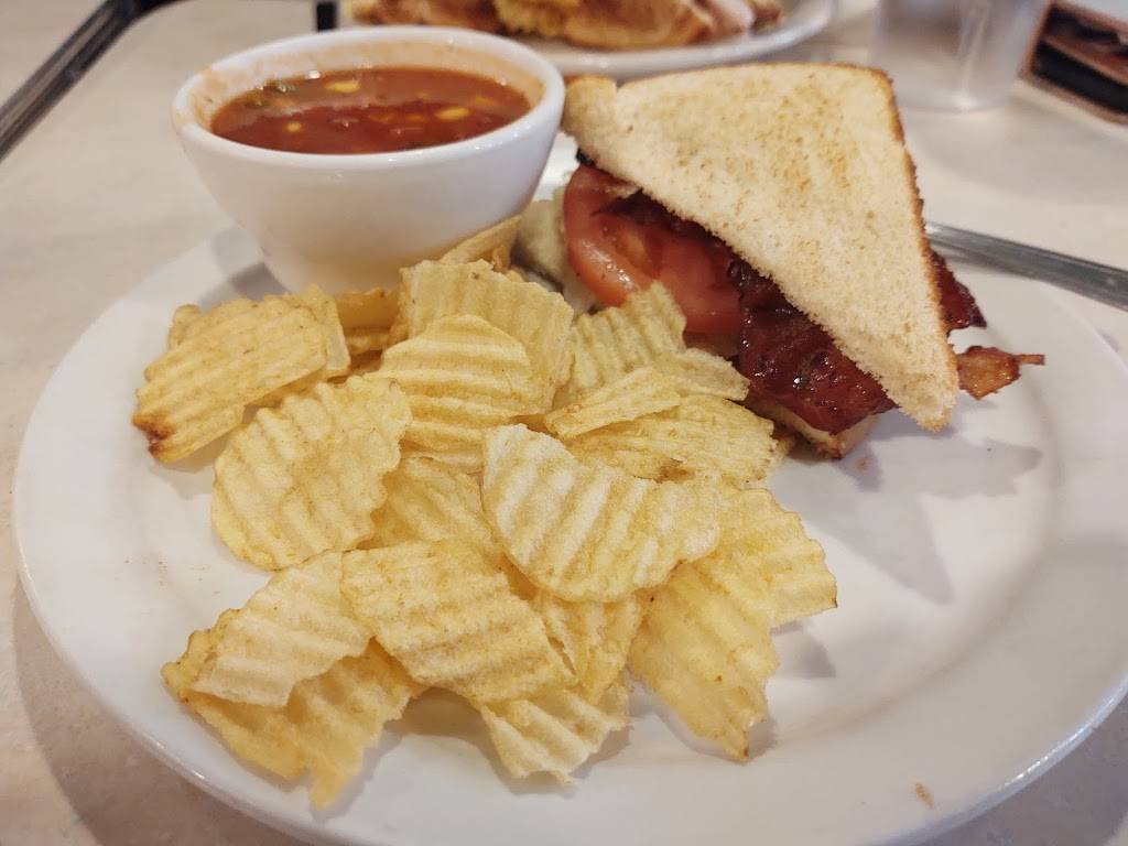 Hathaways Diner | restaurant | 441 Vine St, Cincinnati, OH 45202, USA | 5136211332 OR +1 513-621-1332