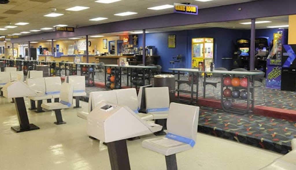 Bowlero Bristol | restaurant | 2501 Bristol Pike, Croydon, PA 19021, USA | 2157880453 OR +1 215-788-0453
