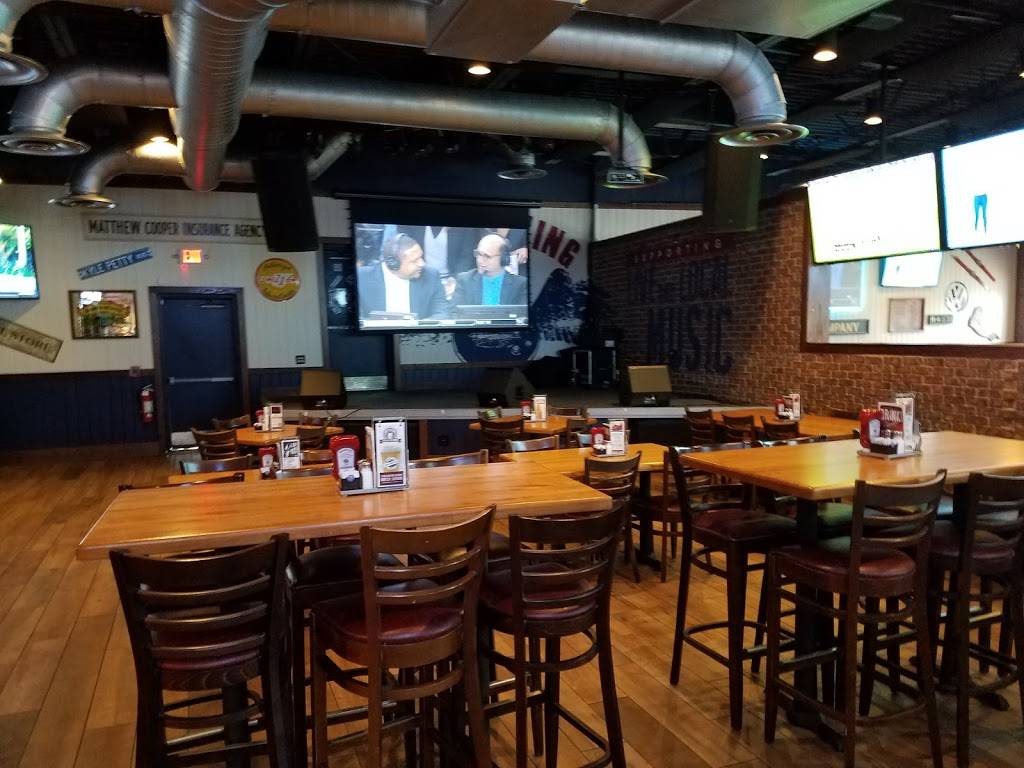 Wild Wing Cafe | cafe | 1331 Military Cutoff Rd, Wilmington, NC 28405, USA | 9102563838 OR +1 910-256-3838