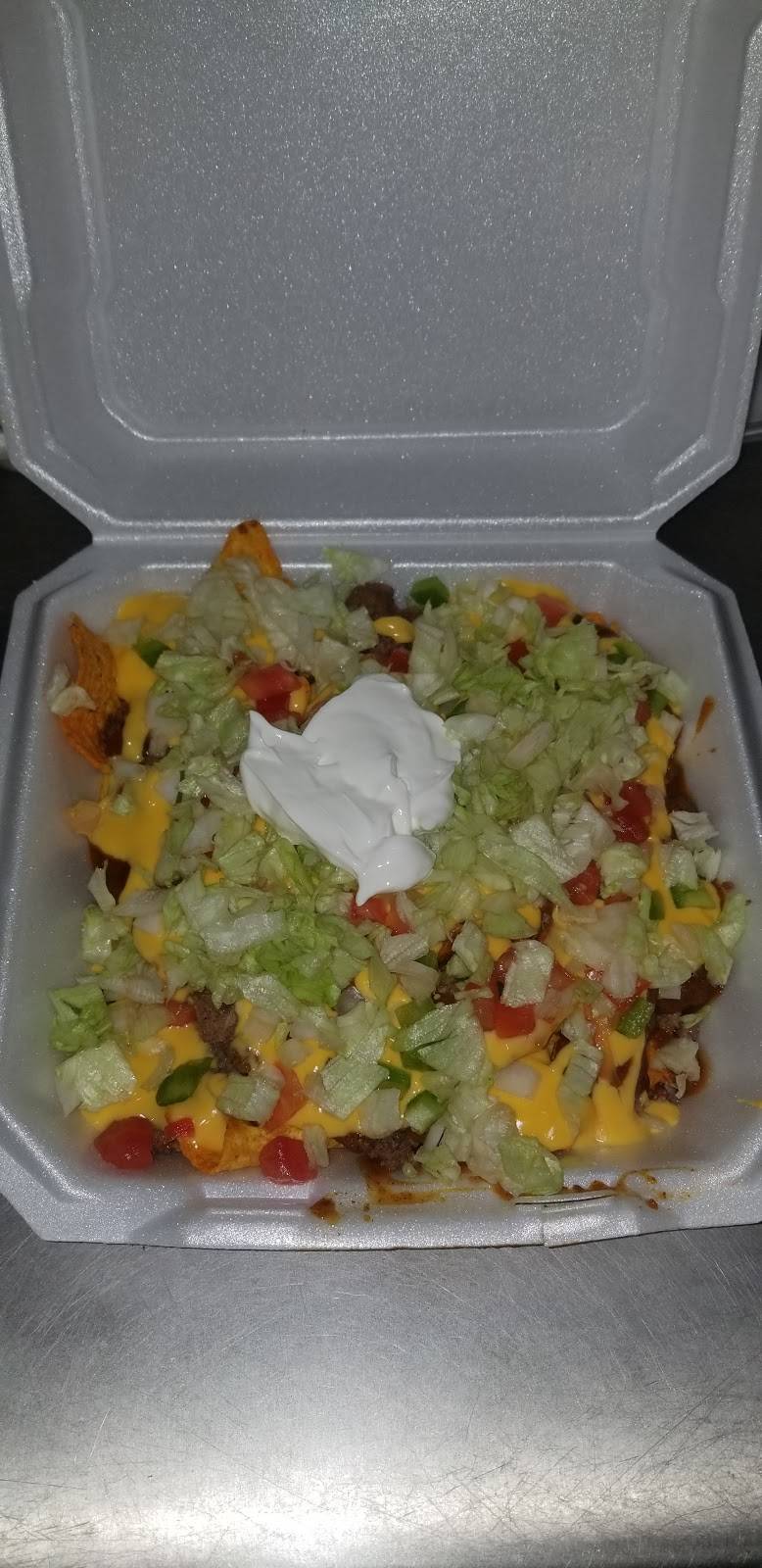 The New House Of Stewarts | restaurant | 2801 W Martin Luther King Hwy, Tuskegee, AL 36083, USA | 3342267219 OR +1 334-226-7219