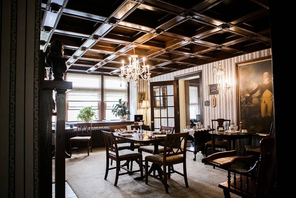 Brownsville Road House: Bed & Breakfast | cafe | 3406 Brownsville Rd, Pittsburgh, PA 15227, USA | 4128851242 OR +1 412-885-1242